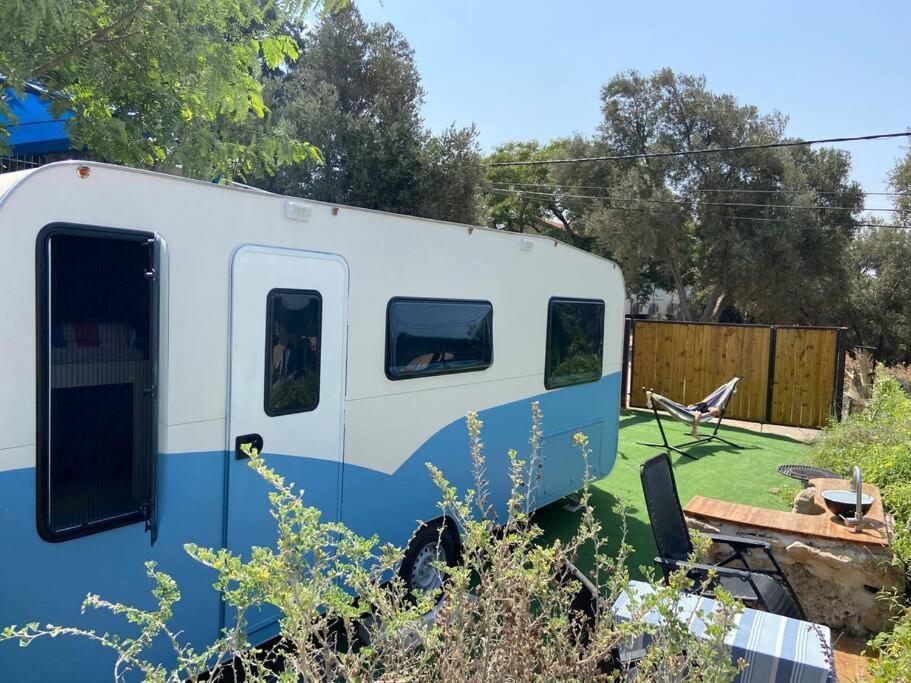Cozy Seaview Glamping Caravan HaBonim Exterior photo