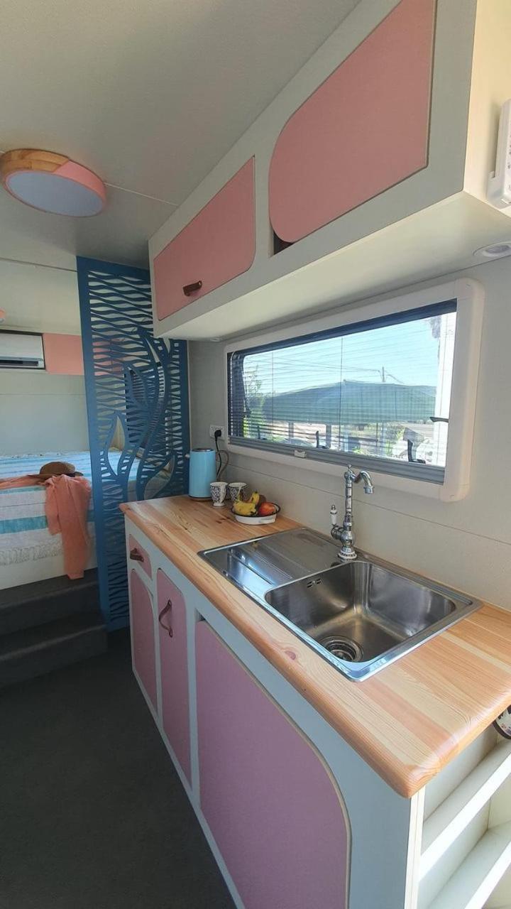 Cozy Seaview Glamping Caravan HaBonim Exterior photo