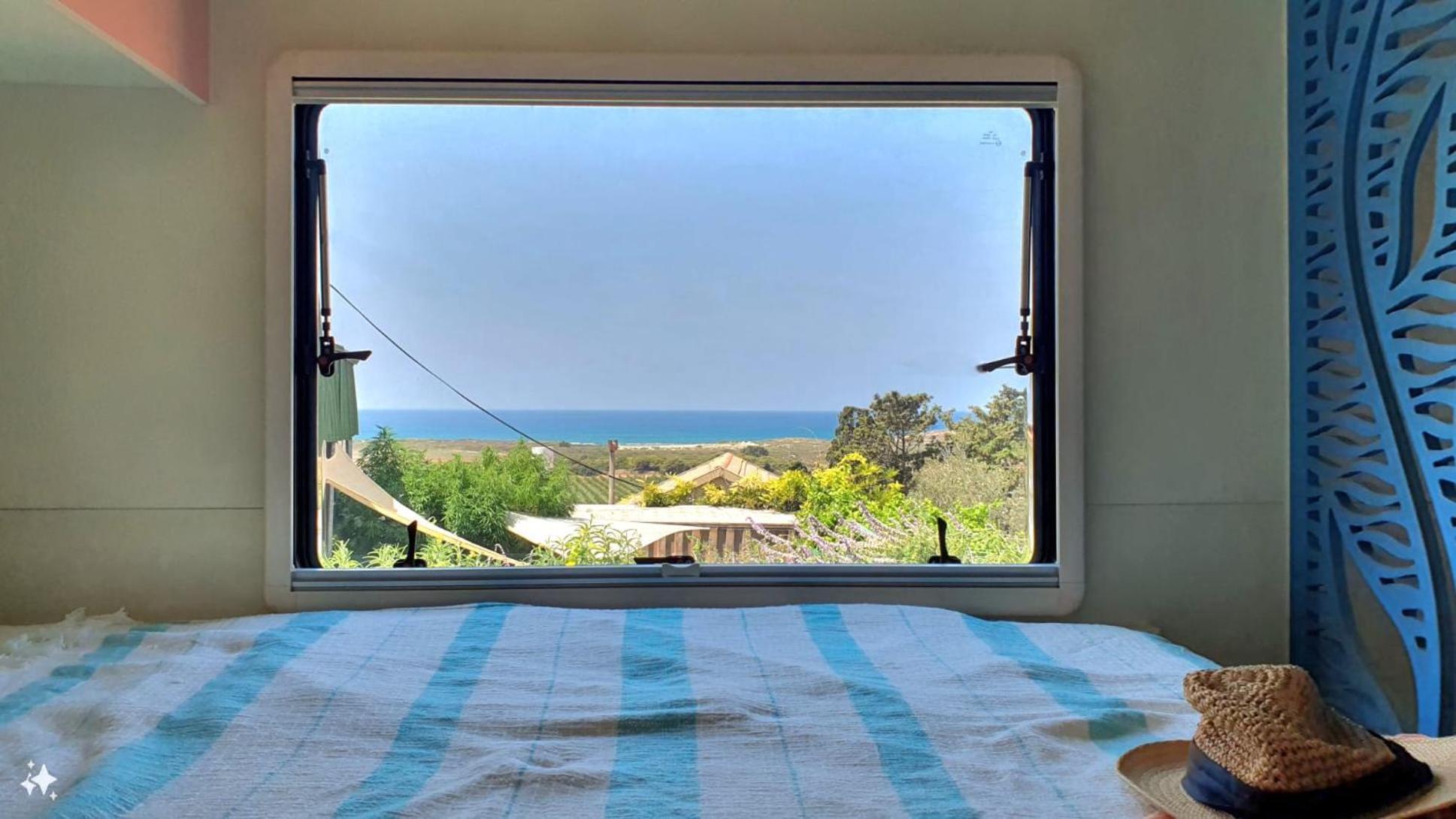 Cozy Seaview Glamping Caravan HaBonim Exterior photo