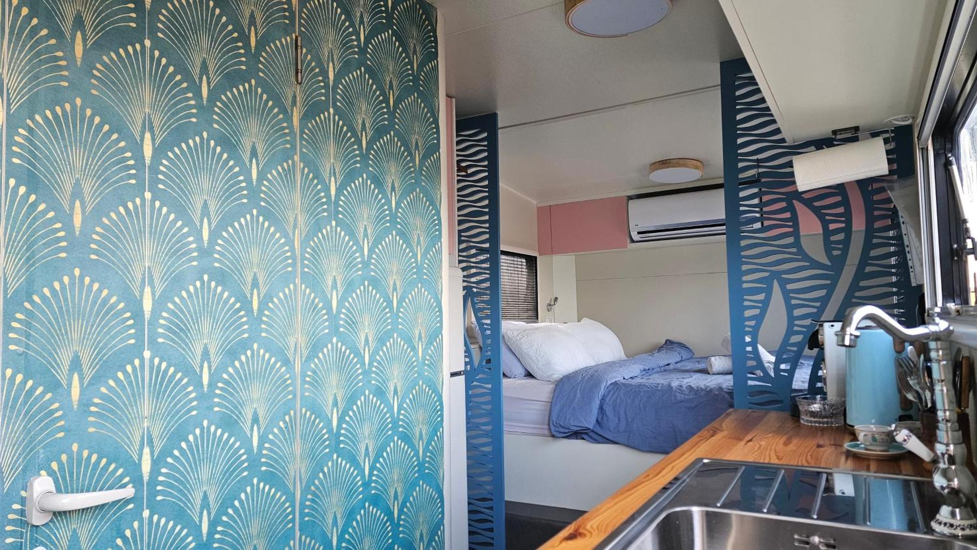 Cozy Seaview Glamping Caravan HaBonim Exterior photo